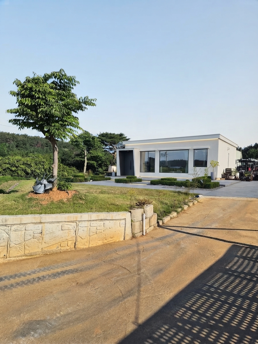 약 15평 노후 시골집 미니멀 리모델링 후 예상 외관 이미지