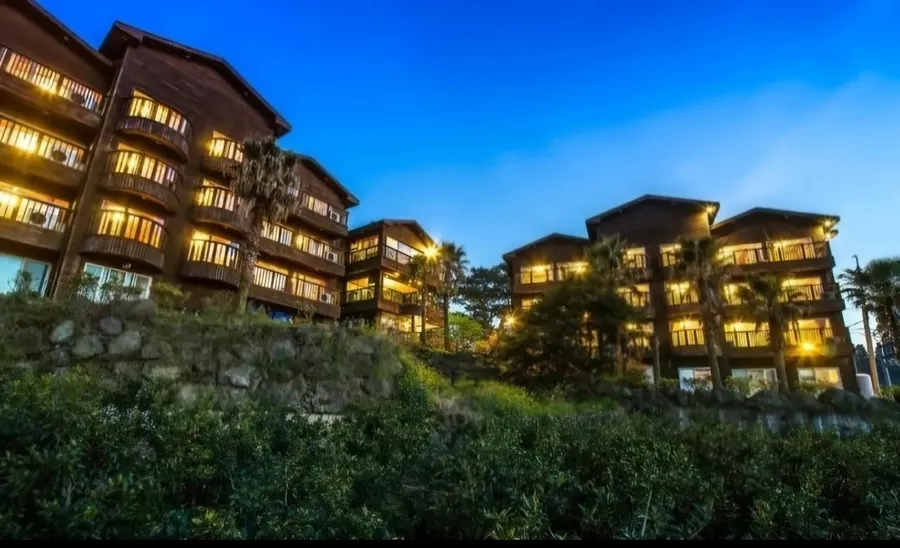 제주 애월 제주 애월 펜션/상가 매매 - 525평, 임대수익+세컨하우스 대표 사진