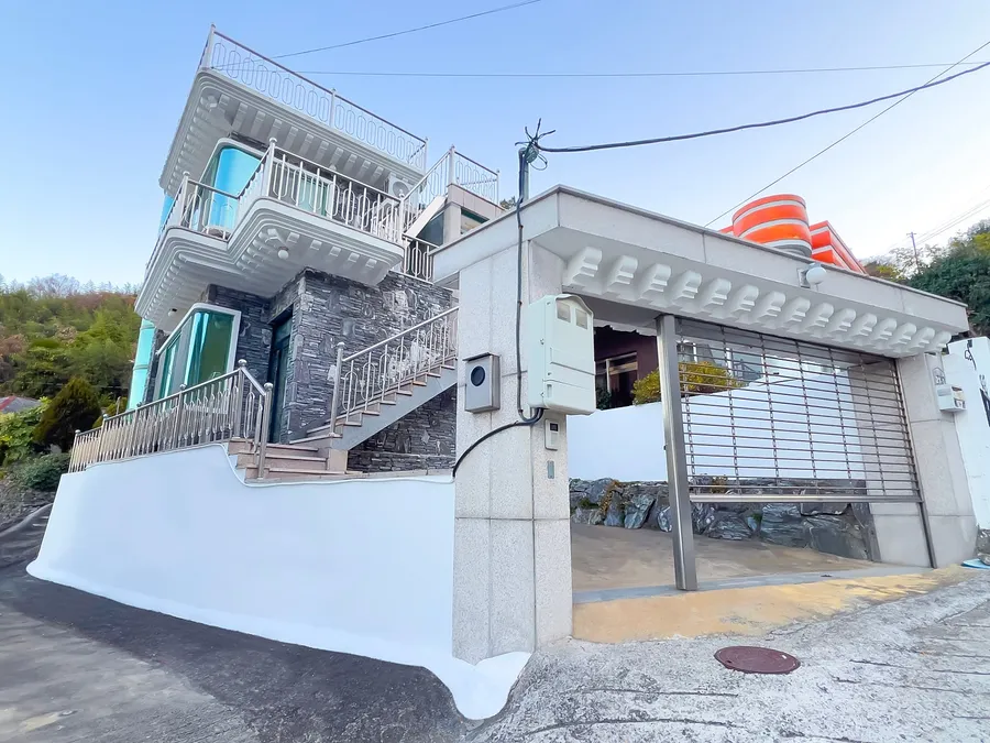 경남 통영 경남 통영 전원주택 매매 - 삼덕항 인근, 낚시 별장으로 최적 대표 사진