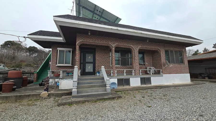 충남 논산 충남 논산 시골집 매매 - 넓은 마당, 텃밭, 저렴한 유지비 대표 사진