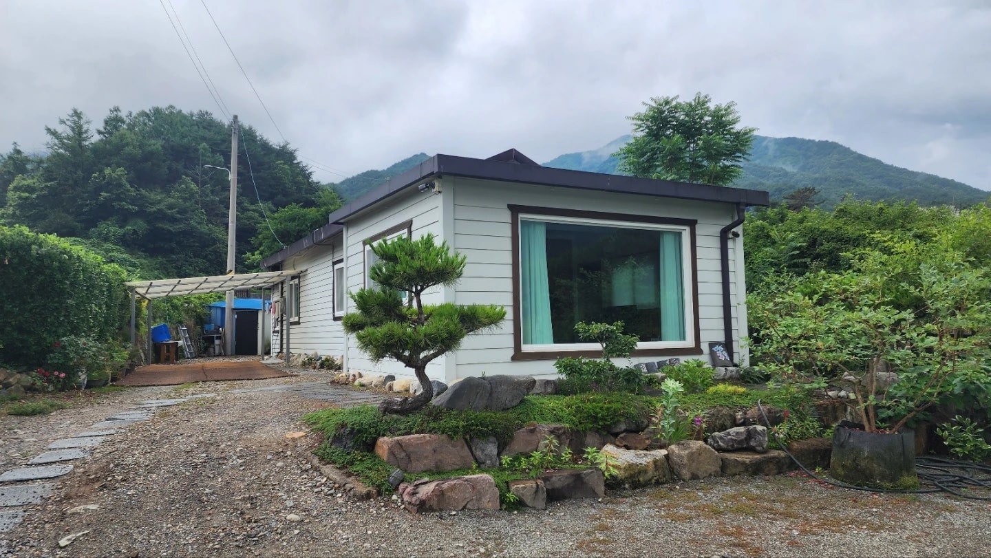 경남 산청 시골집 매매 - 넓은 마당과 텃밭이 있는 귀촌 주택 상세 사진 2