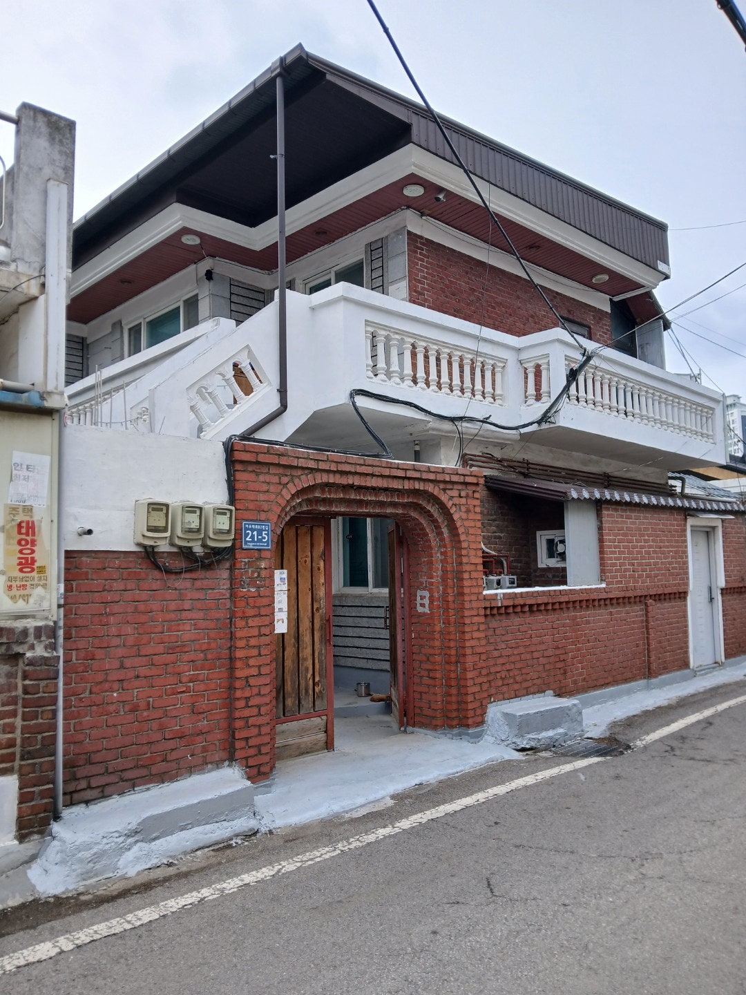 인천 서구 가재울역 인근 단독주택 전경