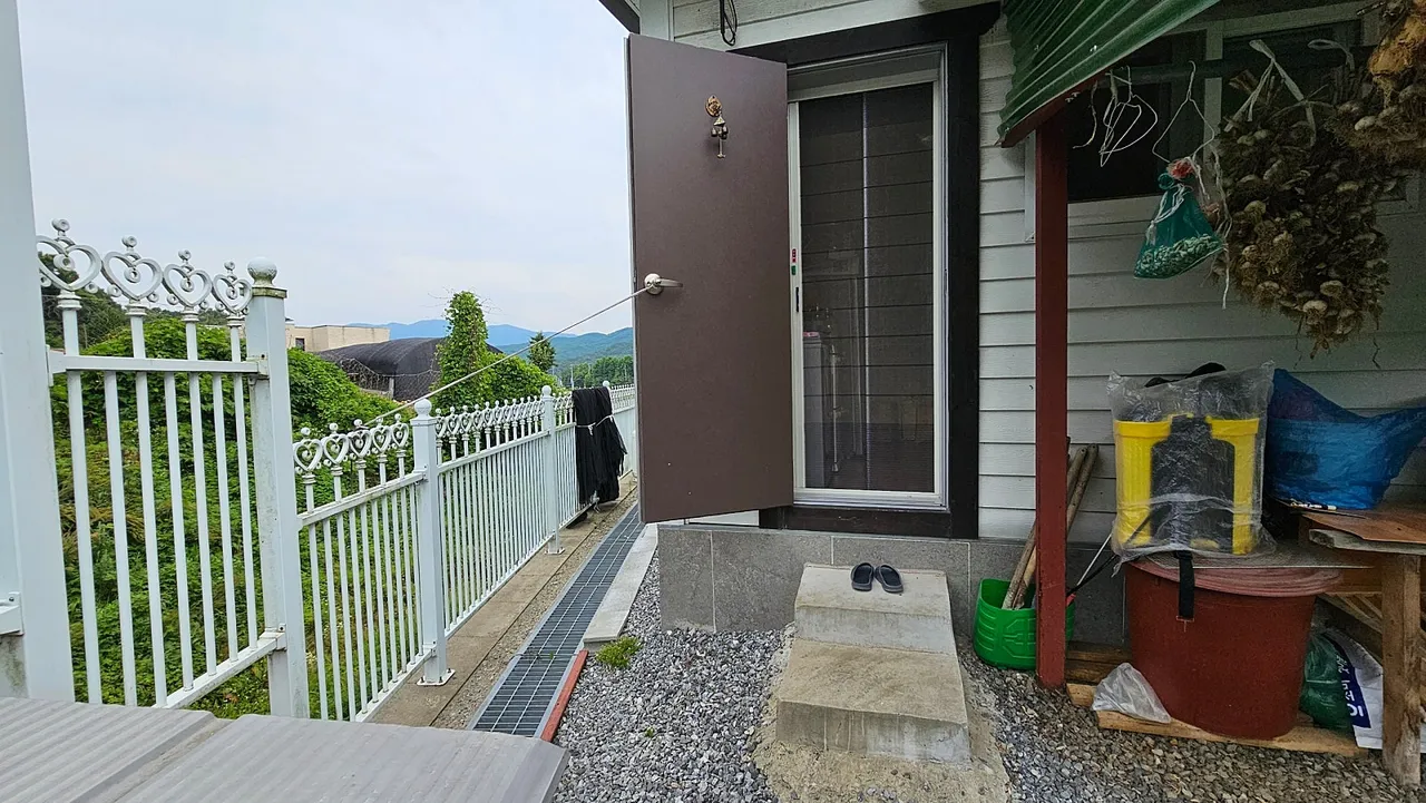 충남 아산 전원주택 매매 - 탁 트인 전망과 텃밭이 있는 집 상세 사진 5