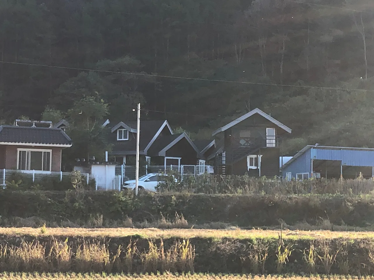 강원 홍천 전원주택 외관 및 주변 풍경